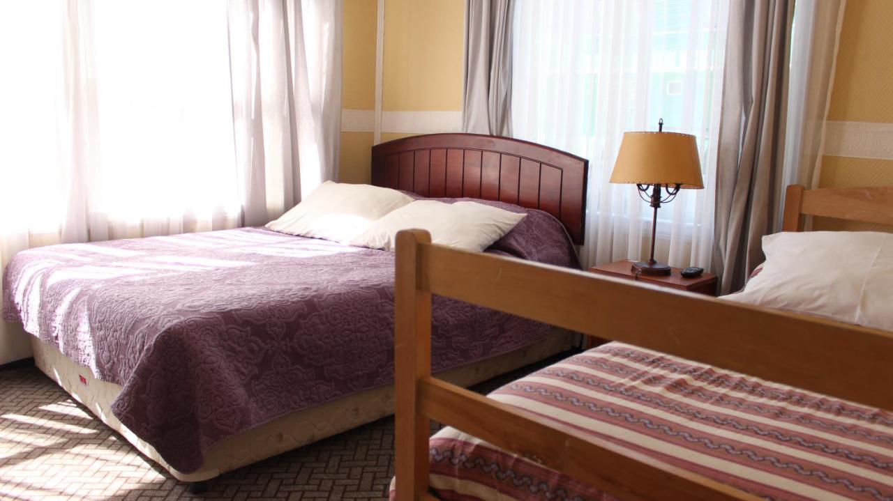 Antiguos Bed And Breakfast Puerto Natales Buitenkant foto
